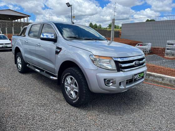 FORD RANGER 3.2 XLT 4X4 CD 20V DIESEL 4P AUTOMÁTICO